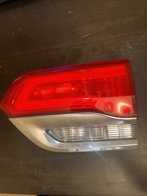 Jeep Grand Cherokee Laredo 2014-2021/Limited/Overland/Summit 68110046AB RH Foto 1 de 2