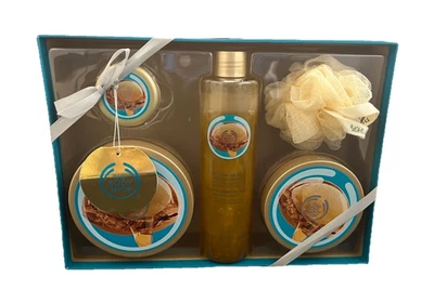 The Body Shop Aceite de Argán Salvaje Baño y Cuerpo Set de Regalo 4 Piezas + Puf de Ducha Foto 1 de 4