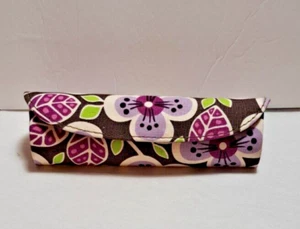 Vera Bradley Authentic Hard Clip Eyeglass Case in Plum Petals – 5.5"x 1.5 Petite - Picture 1 of 8