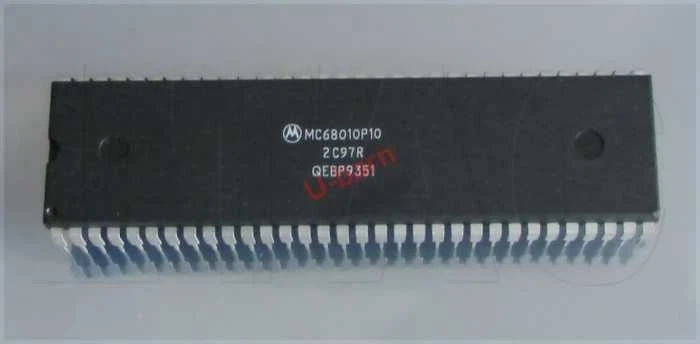 MOTOROLA MC68010P10 CDIP-64 Microcontroller/Microprocessor RH - Image 1 of 1