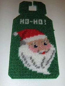 NEW completed plastic canvas door knob hanger - Santa - Picture 1 of 1