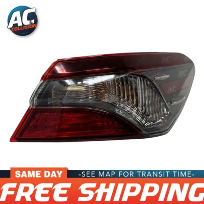 Luz trasera exterior pasajero derecho TYC para Toyota Camry 2021 LED RH Foto 1 de 4