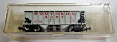 N Scale Model Power Southern Railway 2 Bay Hopper Road#4327 - Image 1 of 4