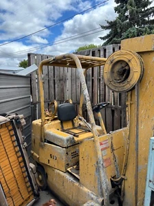 Caterpillar truck fork lift.. 3rd Level Up Stacker. 21ft Top Extension - Picture 1 of 1