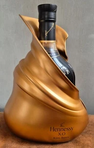 Hennessy xo Cognac Limeted Edition by Kim Jones - Bild 1 von 4