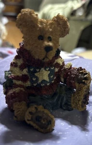Colección Boyds Bears & Friends Bearstone Eddie Orgulloso de ser Bearmerican #228312 - Imagen 1 de 4