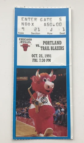 10/25/91 Portland Trail Blazers Chicago Bulls Season Ticket Stub Michael Jordan Cover