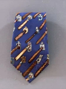 NICOLE MILLER Cigar NECKTIE, 100% Blue Silk, Tobacciana Cutting 1996, EUC - Picture 1 of 3
