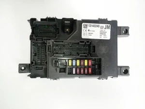 Sicherungskasten, Steuergerät Opel Corsa D GM 13142240 OE 1232059 - Bild 1 von 4