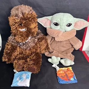 Chewbacca e Baby Yoda Scentsy Buddies con confezioni di profumo LOTTO STAR WARS - Foto 1 di 20