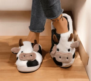 NWT Chunky XL 9.5-10 Cushioned Comfy Plush Cow Tan White Furry Soles Slipper - Picture 1 of 12