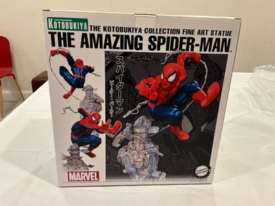 Colección Kotobukiya Amazing Spider-Man Desatado Bellas Artes Estatua *Maravilla* Foto 1 de 4