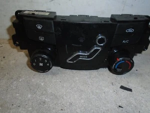 2011 Hyundai Sonata Heater AC Temperature Control OEM 97250-3Q000 - Picture 1 of 4