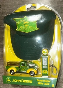 John Deere Nostalgic Set Die Cast Pickup Gas Pump and Logo Embroidered Hat new - Picture 1 of 2