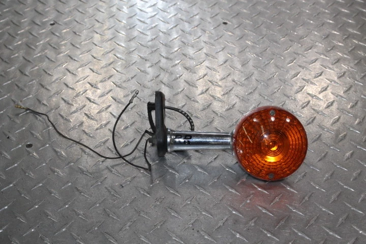 Suzuki GS1000L 1979 luz de giro trasero derecho indicador Foto 1 de 4