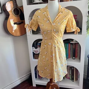Monteau Womens Yellow Gingham Daisy Floral Print Shirt Derss Sz S Pinup Vintage - Picture 1 of 9