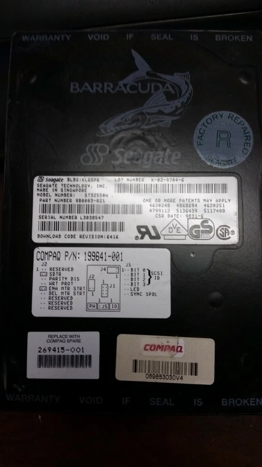 HP 269415-001 2.1GB Fast Wide 68 Pin SCSI Hard Drive - Image 1 of 1