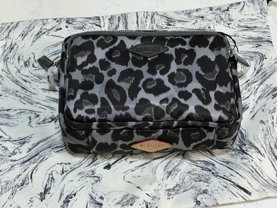 Bandolera MZ Wallace - Gramercy (imán Leopard Air) Foto 1 de 4