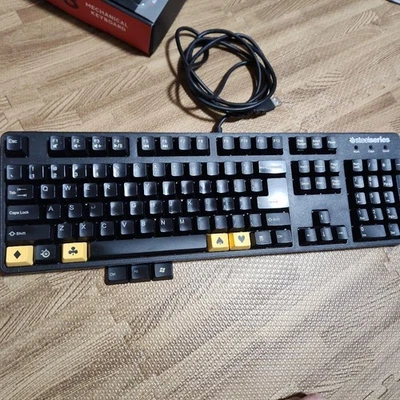 SteelSeries 6GV2 Black Switch Gaming Keyboard US  Used - Image 1 of 2