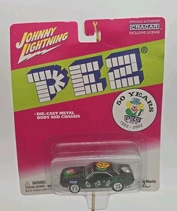 Johnny Lightning 2002 Pez 50th Anniversary Halloween Plymouth 'Cuda - Picture 1 of 5