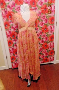 VTG. Via Del Amore 90s Pink Peach Floral 100% Silk Robe SZ M & Nightgown SZ S - Picture 1 of 14