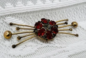 Vintage MCM Atomic Sputnik Starburst Gold Wire Red Green Rhinestones Brooch Pin - Picture 1 of 10