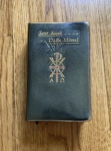 St Joseph Daily Missal Confraternity Version Vintage 1959 Pls Read - Foto 1 di 8