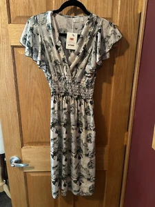 Tamsy NWT Floral Flutter Sleeve Smocked Waist Midi Dress One Size Fits Most - Picture 1 of 2