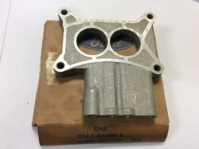 Nuevo de Lote Antiguo 73-74 Ford Mustang 74-77 Camión Pasajero 2 BBL Espaciador de Carburador D3AZ-9A589-A S-5 Foto 1 de 4