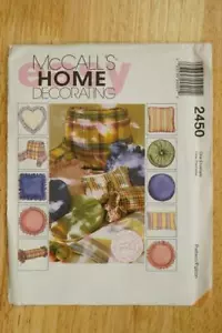 2450 McCalls Home Decorating Vintage Craft Sewing Pattern Specialty Pillows - Picture 1 of 2