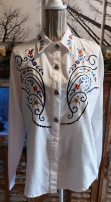 Blusa Stonebridge para mujer Western floral bordada con botones manga larga L Foto 1 de 4