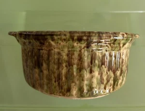 Vintage mittelgroße Spritzgeschirr gerippt Auflaufform mit Griffen ohne Deckel braun & grün - Bild 1 von 6
