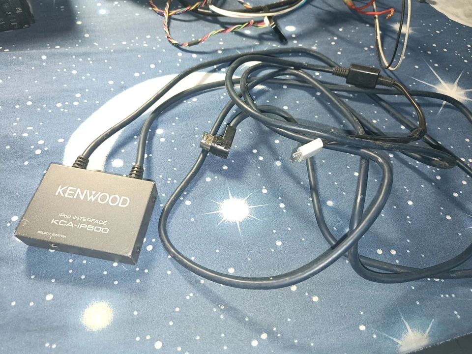 adattatore per autoradio iPod Kenwood KCA-iP500 - Immagine 1 di 1