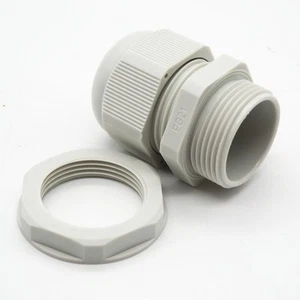 Kit de glándulas de cable Legrand 100358 1 003 58 PG21 - 5 glándulas de cable - Imagen 1 de 3