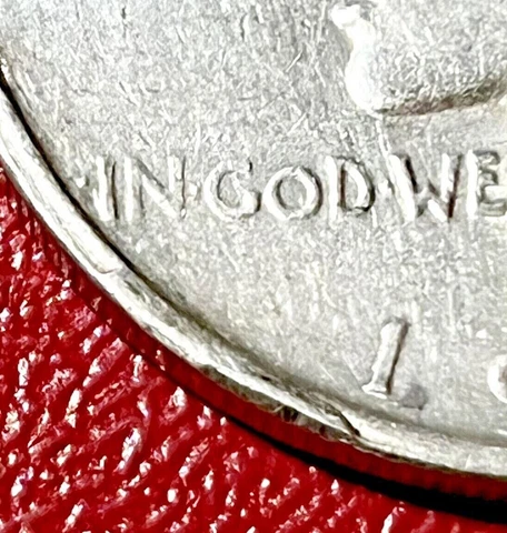 1922-D PEACE DOLLAR CUD BREAK MINT ERROR! Cover