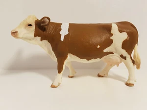 13641 Schleich Kuh: Simmentaler Kuh Ref: 1D3877 - Bild 1 von 7