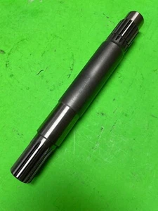 New MFWD vertical front axle shaft for John Deere 950 1050 4WD tractors CH13871 - Picture 1 of 1