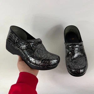 Dansko XP 2.0 Zoccoli Donna 10 Nero Paisley Impermeabile Slip-On Scarpe Comode - Foto 1 di 10