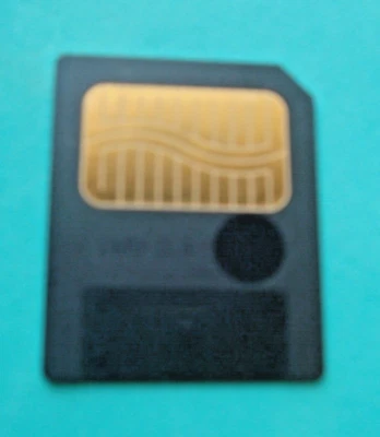 TOSHIBA SMART MEDIA FLASH MEMORY CARD  2MB 3.3V JAPAN J1.3 - Image 1 of 4