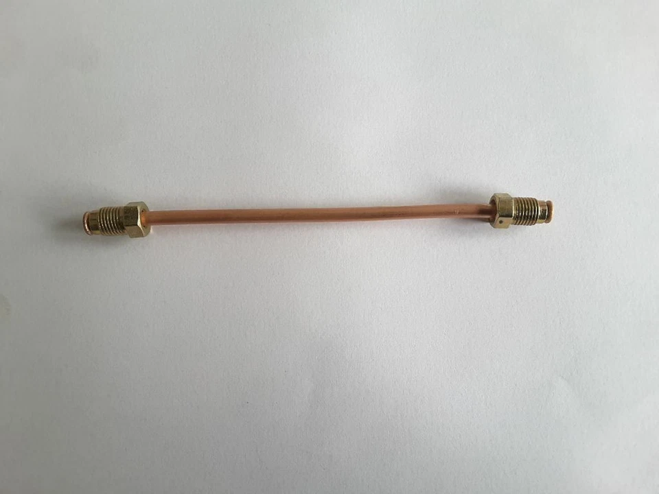 porsche 911 3.2sc front brake pipe line — 第 1/1 张图片