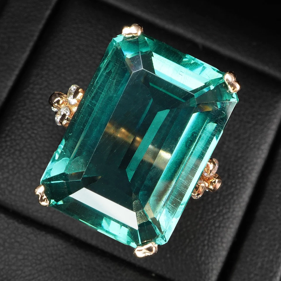 Anillos brillantes enchapados en oro rosa de plata de ley 925 de turmalina azul verdoso de 23,40 quilates Foto 1 de 4