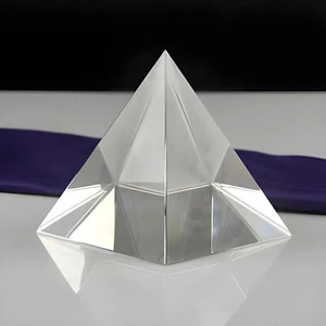 150mm Optical Crystal Pyramid Prism For Articles Physics Teaching Light Spectrum - Bild 1 von 11