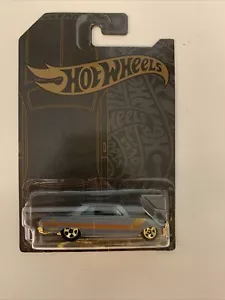 Coche fundido a presión Hot Wheels satinado y cromo 63’ Chevy II 1:64 #5 de 6 - Imagen 1 de 10