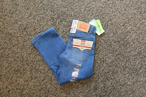 New Levi's 514 Straight Fit Boys Performance Jeans - Size 5 Regular - Picture 1 of 4