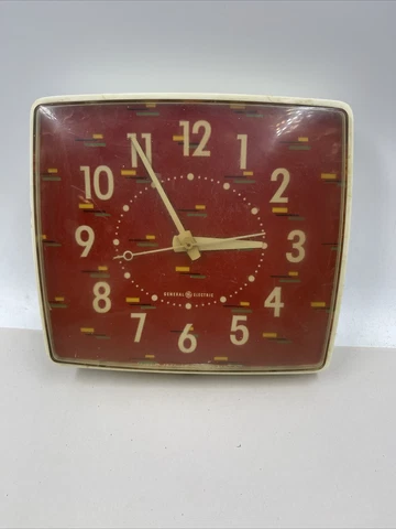 VINTAGE 1950's GENERAL ELECTRIC MCM MINIMALIST PATTERN KITCHEN CLOCK - NO. 2H42 Cover