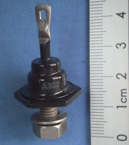 D302 ( Д302 ) russische Germanium Diode 1A/200V Metallgehäuse M5 ELOT - Bild 1 von 1