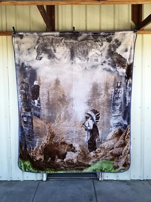 MANTA TÓTEM ÁGUILA LOBO OSO ÁGUILAS LOBOS JEFE INDIO TALLA REINA Foto 1 de 2