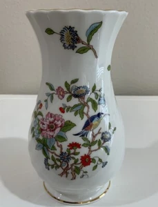 Aynsley Pembroke Fine China England vaso uccellino botanico floreale a costine vorticoso - Foto 1 di 9
