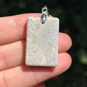 Kleiner rechteckiger Anhänger Sterlingsilber Koralle Jade - Bild 1 von 7