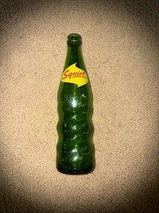 Vintage 12 oz Squirt Green Glass Twisted Twist Glass Soda Pop Bottle 1963 - Picture 1 of 6